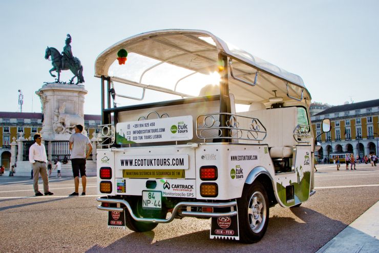 Hafenrundfahrt: Halbtagestour mit dem Tuk-Tuk 4