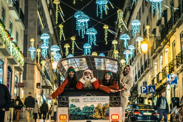 Christmas Lights Tuk-Tuk 1