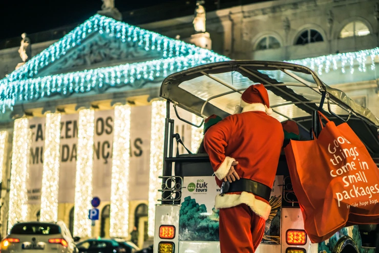 Christmas Lights Tuk-Tuk 13